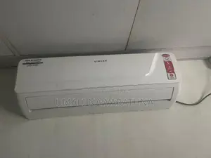 Singer - Air Conditioner 9000 BTU