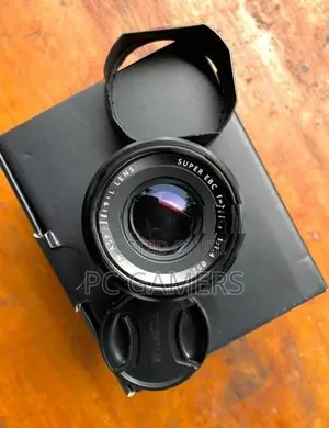 FUJIFILM FX 35mm F1.4 R Lens