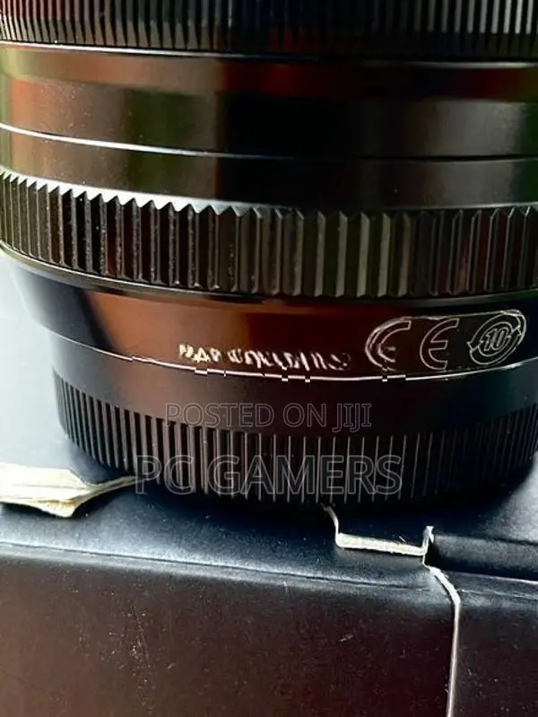 FUJIFILM FX 35mm F1.4 R Lens