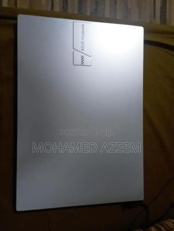 Asus Vivobook 16