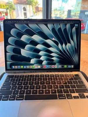 MacBook Air 13 In Sky Blue 256GB 16GB RAM