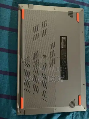 ASUS Color Grey මුදල් උවමානාවක් සදහා විකුනන ලදී