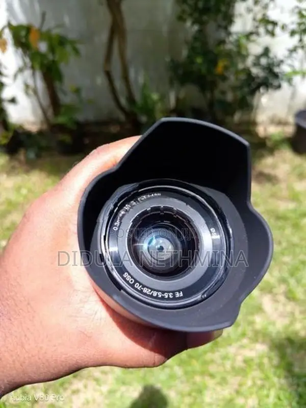 SONY FE 28-70mm F3.5-5.6 OSS