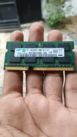 Samsung 4GB DDR3 1333MHz (PC3 )