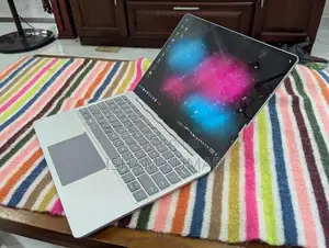 Microsoft Surface Laptop Go