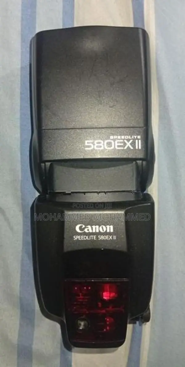 EOS 450D Canon Camera