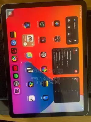 Apple iPad Air M3 256 GB With Pencil Pro Tempered Cover