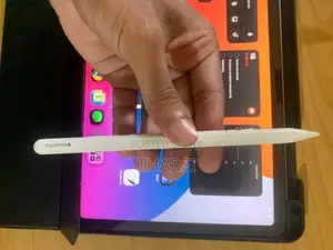 Apple iPad Air M3 256 GB With Pencil Pro Tempered Cover