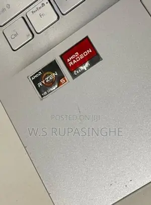 Asus Vivobook AMD Ryzen 5 Laptop