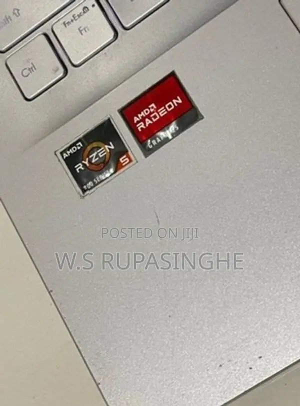 Asus Vivobook AMD Ryzen 5 Laptop