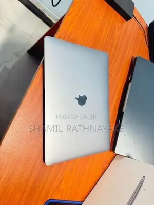 MacBook Air M1 2020 8GB RAM 256GB SSD