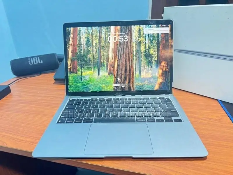MacBook Air M1 2020 8GB RAM 256GB SSD