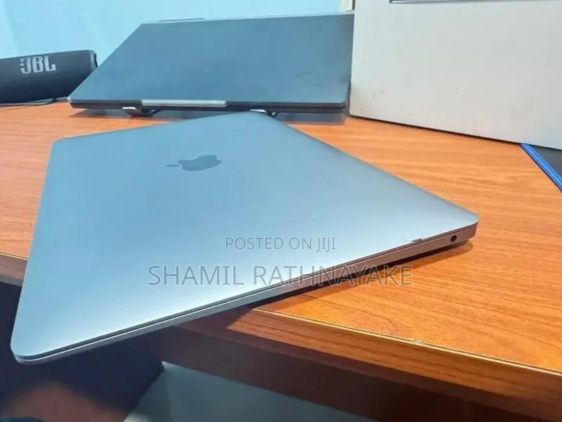 MacBook Air M1 2020 8GB RAM 256GB SSD