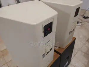 JBL Control 28