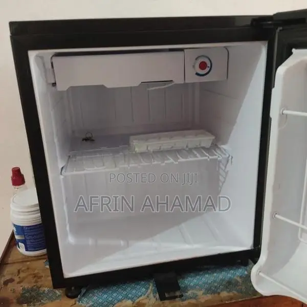Singer Mini Refrigerator