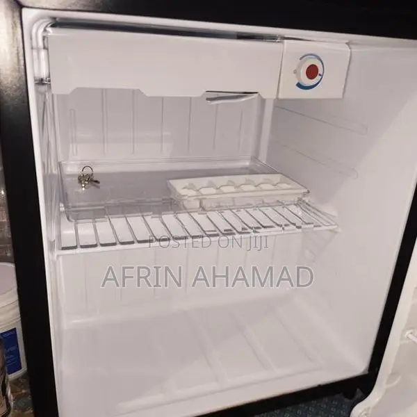 Singer Mini Refrigerator