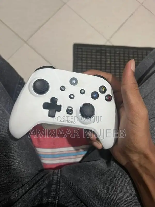 Lenovo Gaming Controller S02
