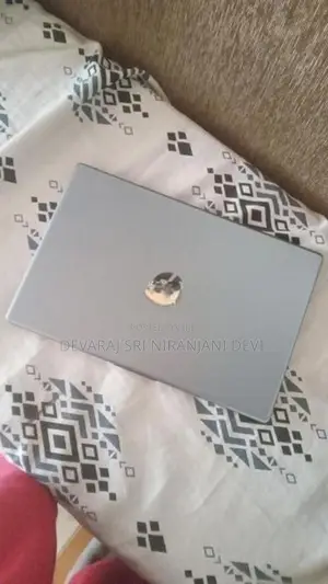 HP Laptop i5 8GB