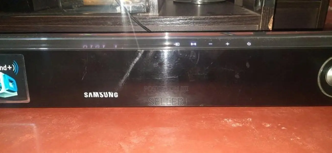 Sound Bar HW-D450 Speaker
