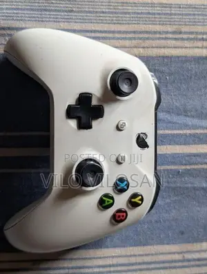 Microsoft Xbox One S Controller