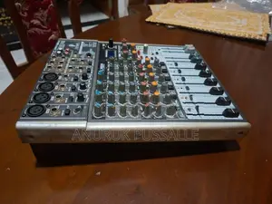 Behringer Audio Mixer