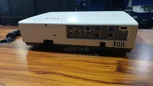 LC-MLX300 Projector.