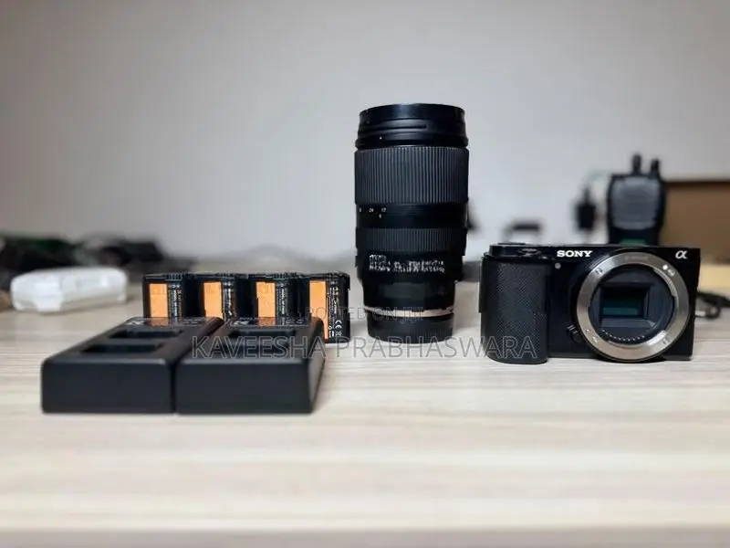 Sony ZV-E10 Mirrorless Camera