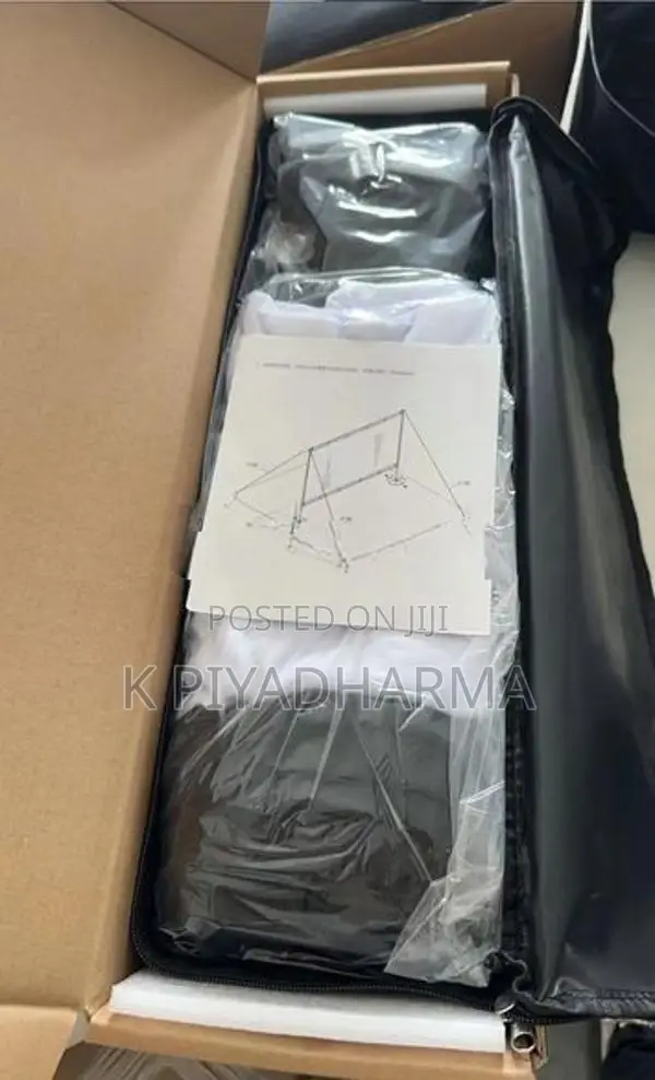 Portable Multimedia Screen