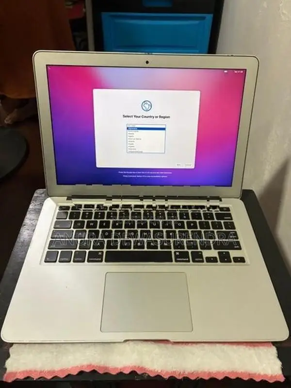 Apple MacBook Air