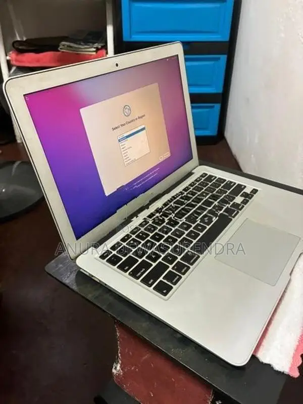 Apple MacBook Air