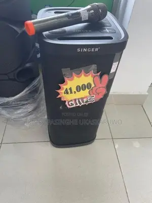Singer Party box