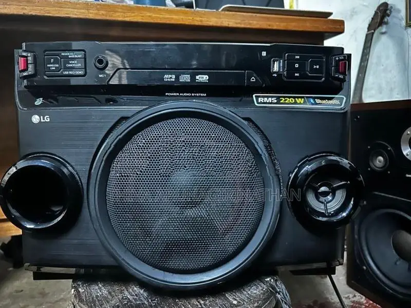Sony LG Xboom 220W Bluetooth