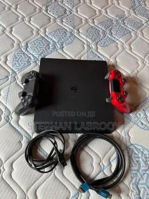 Sony Play Station 4 Slim 1TB
