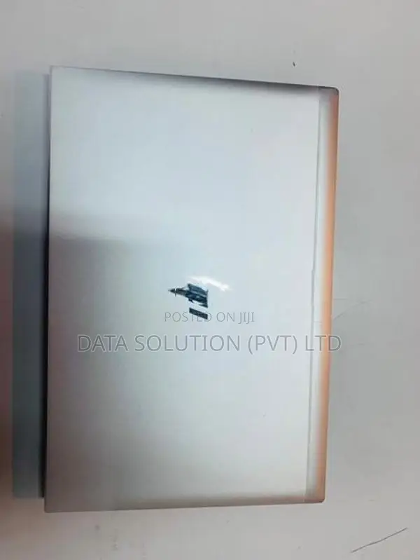 HP EliteBook 830 G7RAM:12 GB DDR 4 SSD 256GB