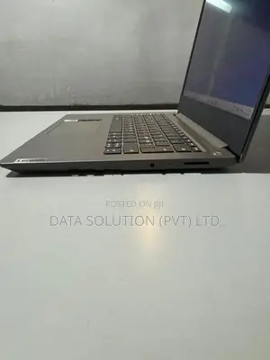 Lenovo IdeaPad 3 14ADA05 (81W0) 128 GB NVME SSD RAM 4