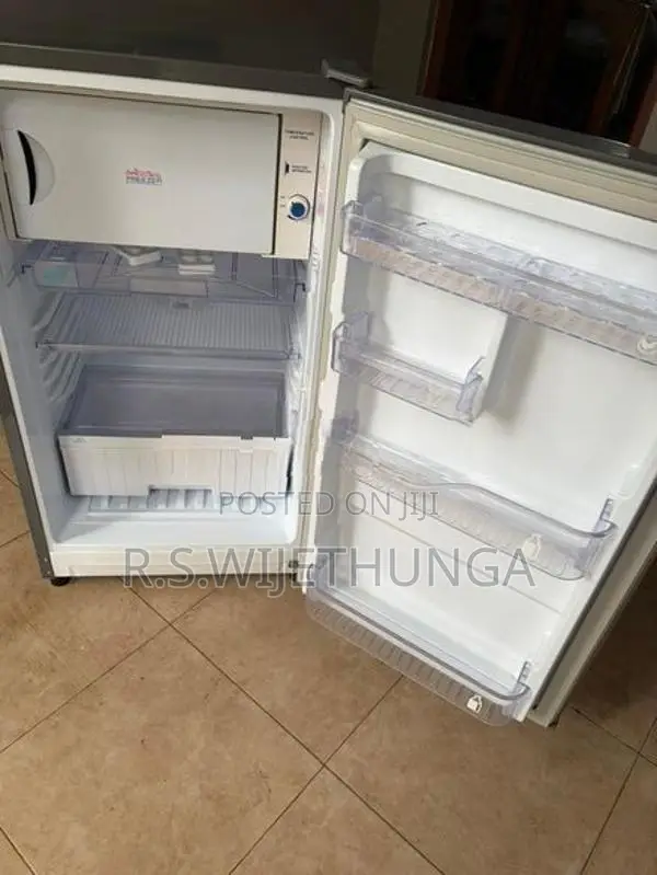 Singer 1 Door Fridge