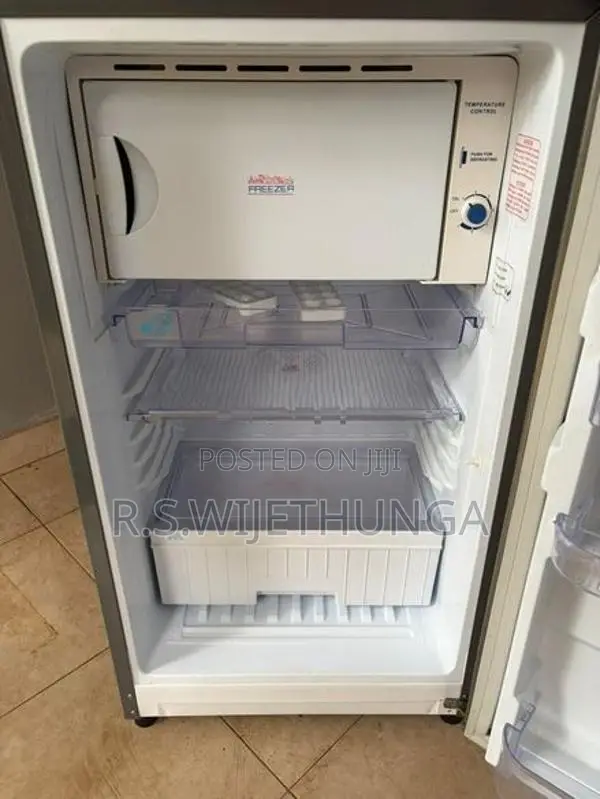 Singer 1 Door Fridge