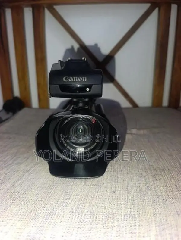 Canon Xa10e
