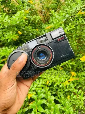 Yashica Mf2
