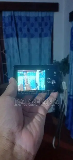 Sony Cyber-Shot Dsc-W520 Digital Camera