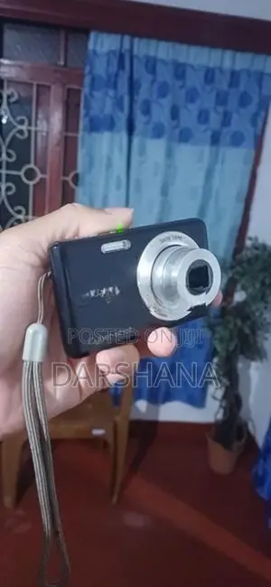 Sony Cyber-Shot Dsc-W520 Digital Camera