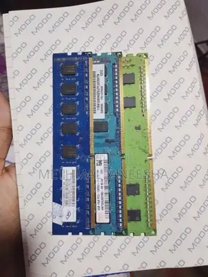 DDR 3 2GB RAM Stick
