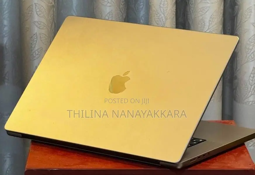 apple_imac MacBook Pro M1 Max Chip
