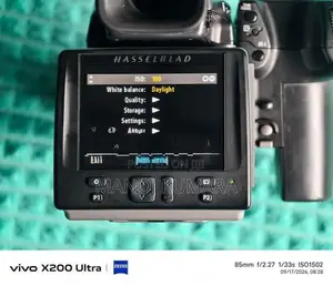 Canon Hasselblad H5D Medium Format Digital Camera + 80mm Lens Kit