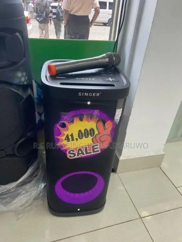 Singer Party Box