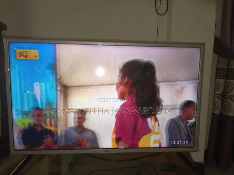 32 Smart TV