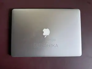 MacBook Pro 15" Retina (i7 / 16GB 500GB SSD AMD Radeon R9)