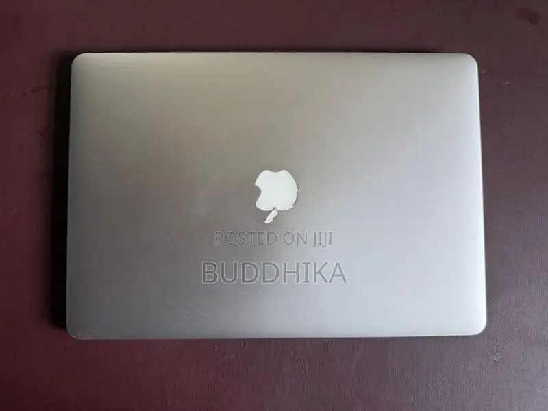 MacBook Pro 15" Retina (i7 / 16GB 500GB SSD AMD Radeon R9)