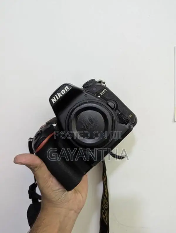 Nikon D750 Body 10K Shutter