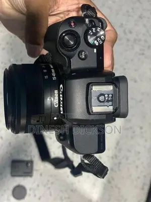 Canon EOS M50 Mark II + 15-45mm Lens